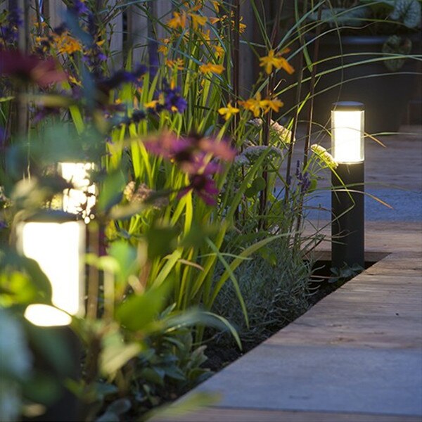 Modern Pathway Lighting Kit